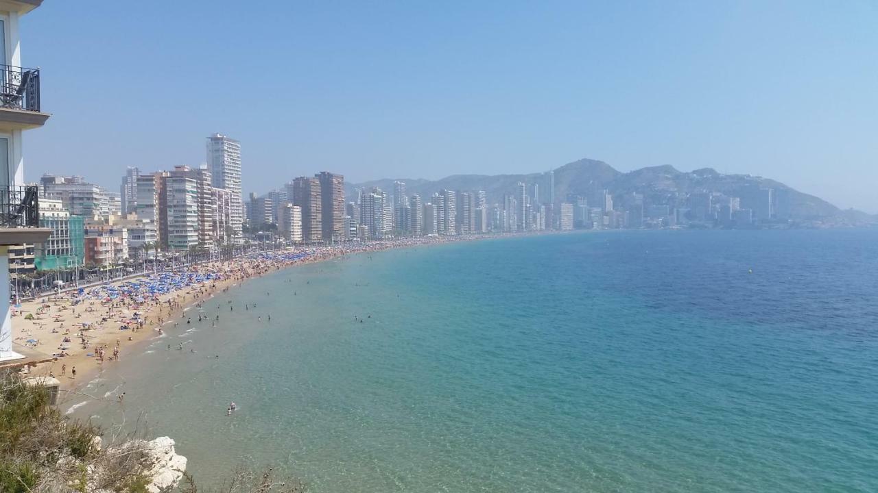 Kronos Apartment Бенидорм Екстериор снимка