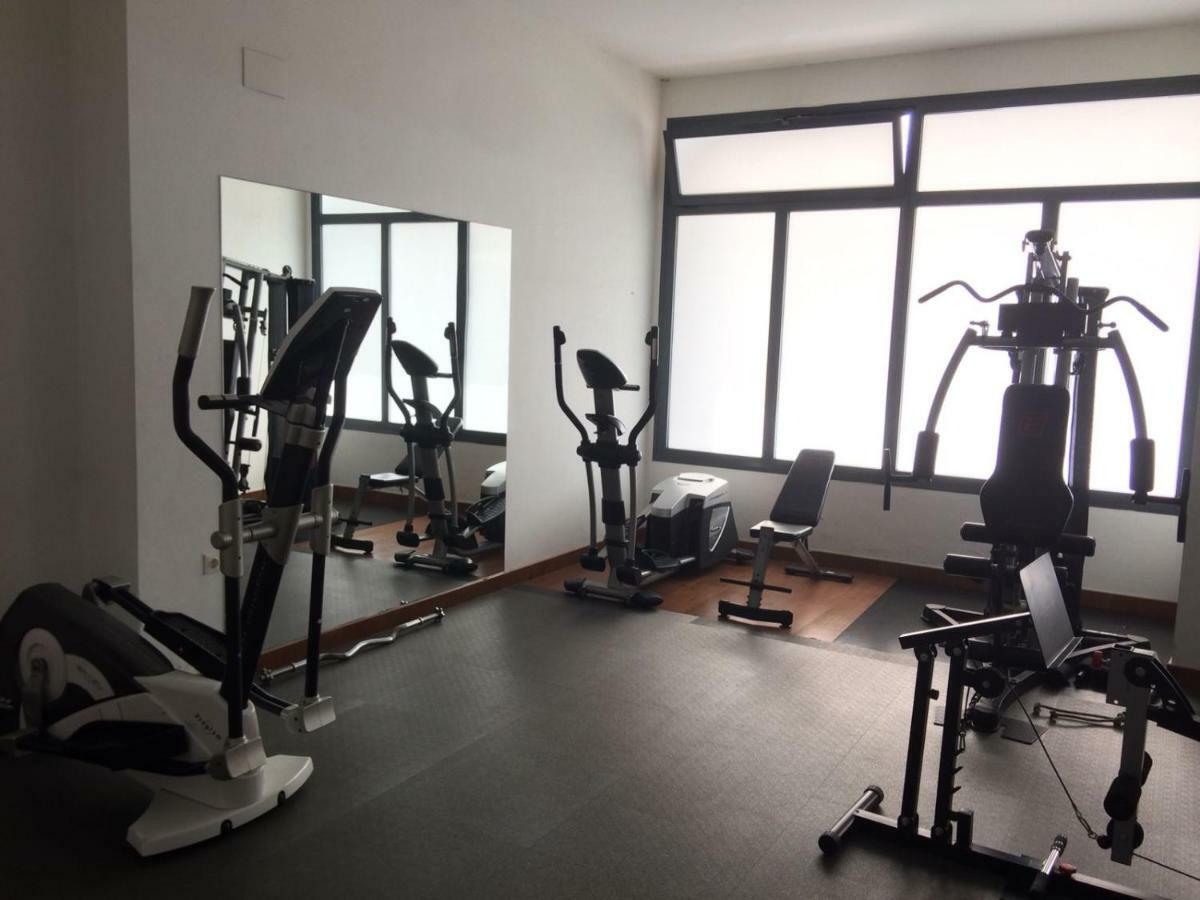 Kronos Apartment Бенидорм Екстериор снимка