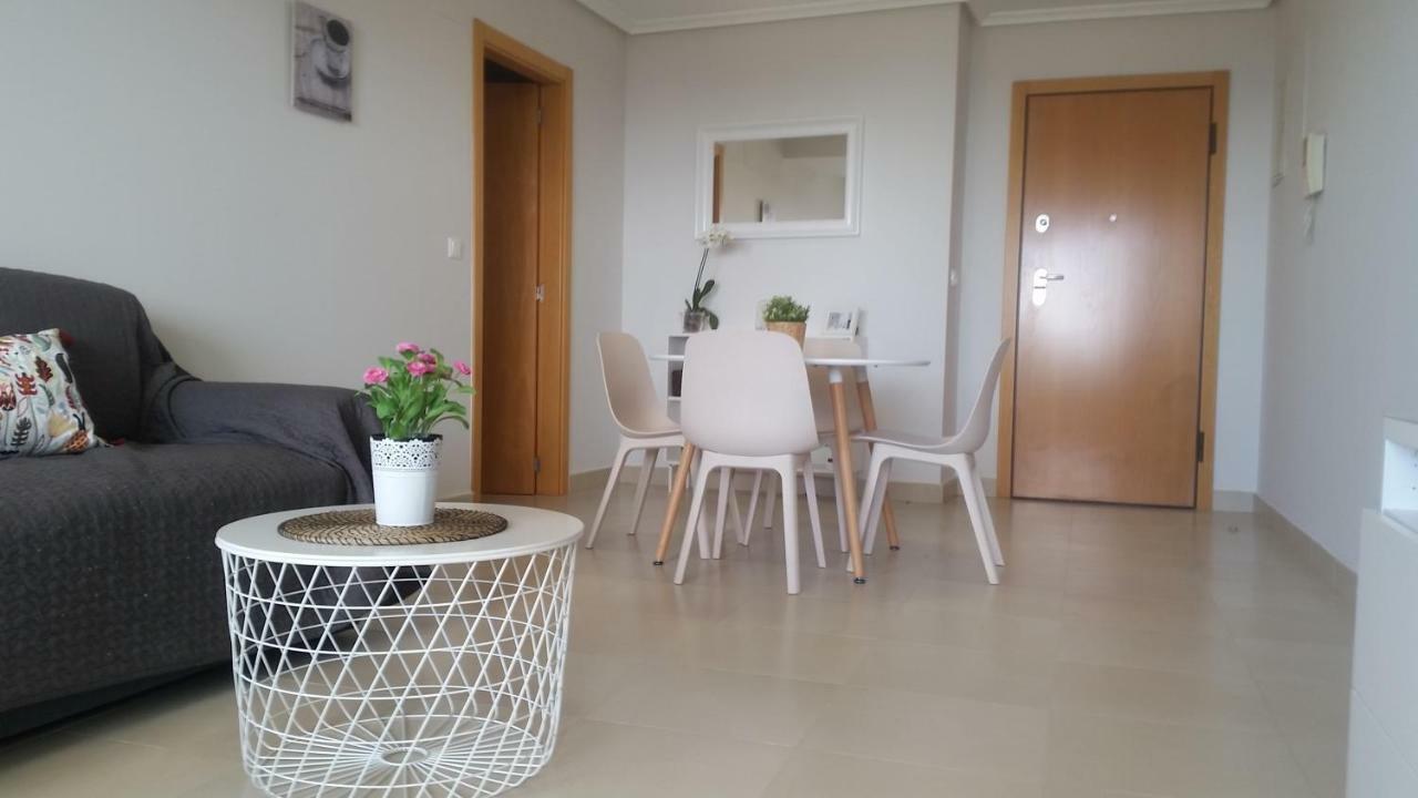 Kronos Apartment Бенидорм Екстериор снимка