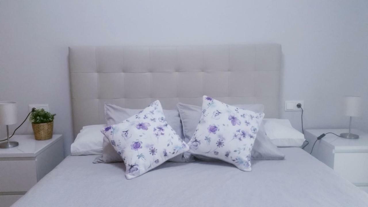 Kronos Apartment Бенидорм Екстериор снимка